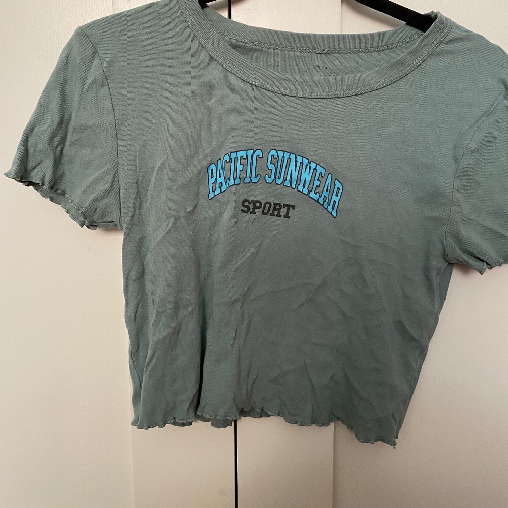 Green PacSun graphic tee